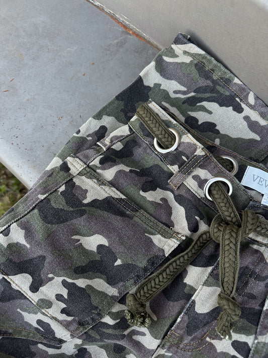 Camo Barrel Jeans