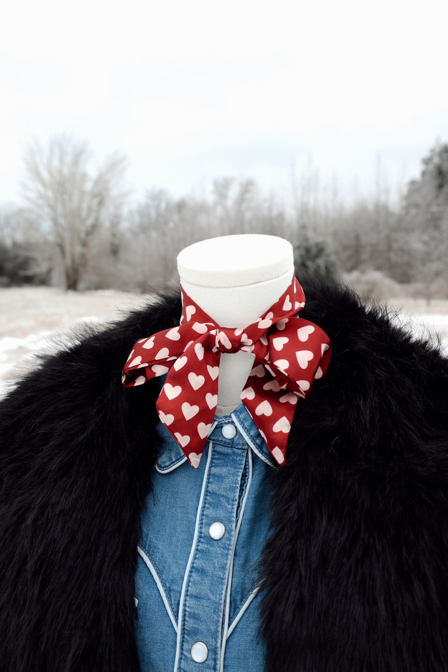 Red and White Heart Twilly