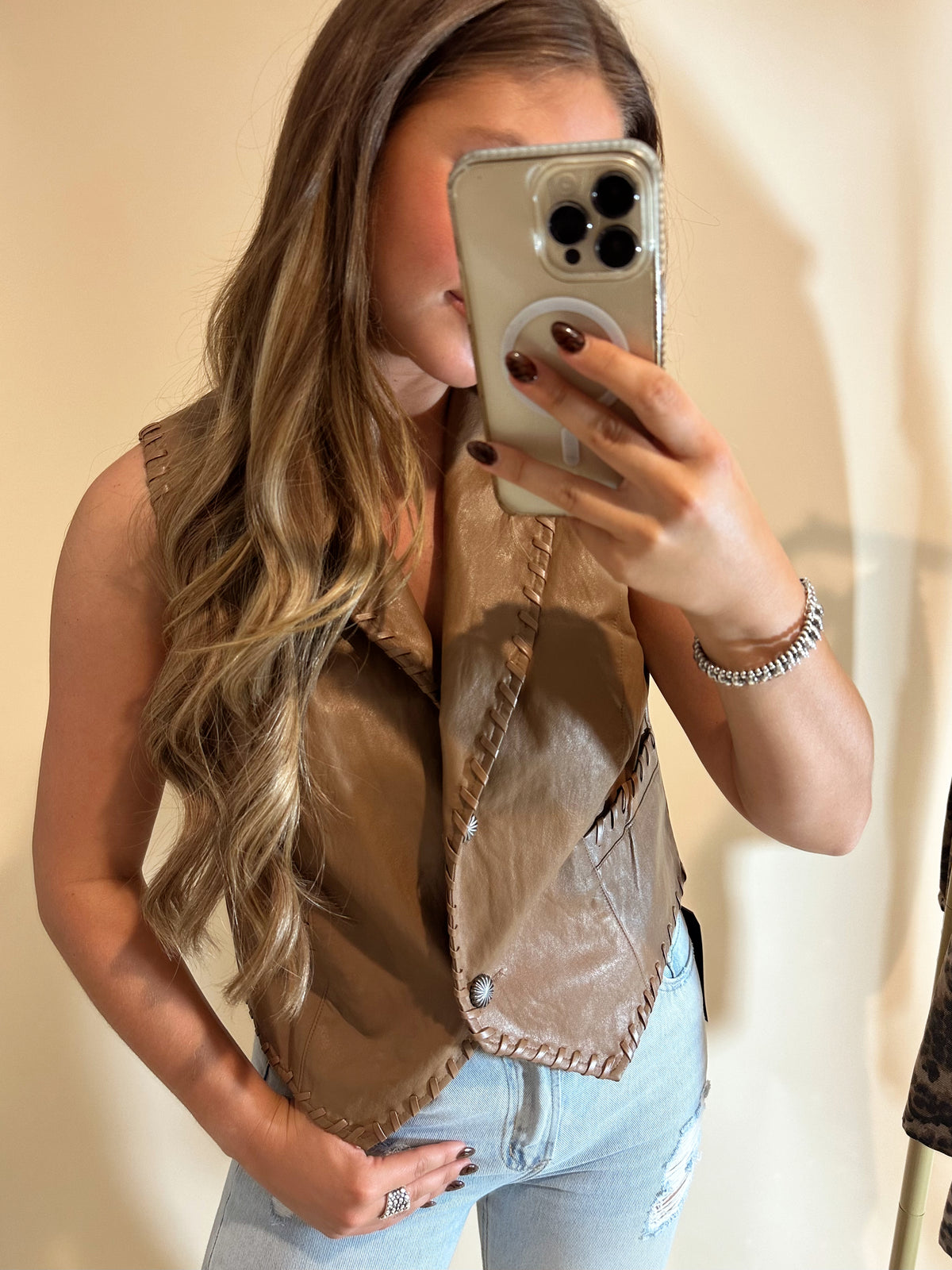 Hello Dar Latte Vest – Hello Darlin' Boutique